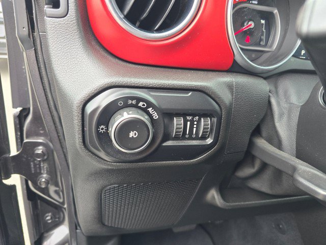 Certified 2021 Jeep Wrangler Unlimited Rubicon w/ Dual Top Group image 26