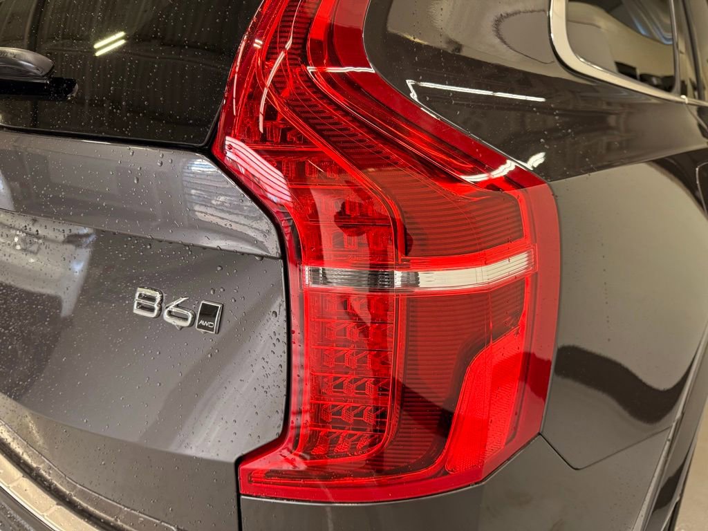 Used 2024 Volvo XC90 B6 Plus w/ Protection Package Premier image 5