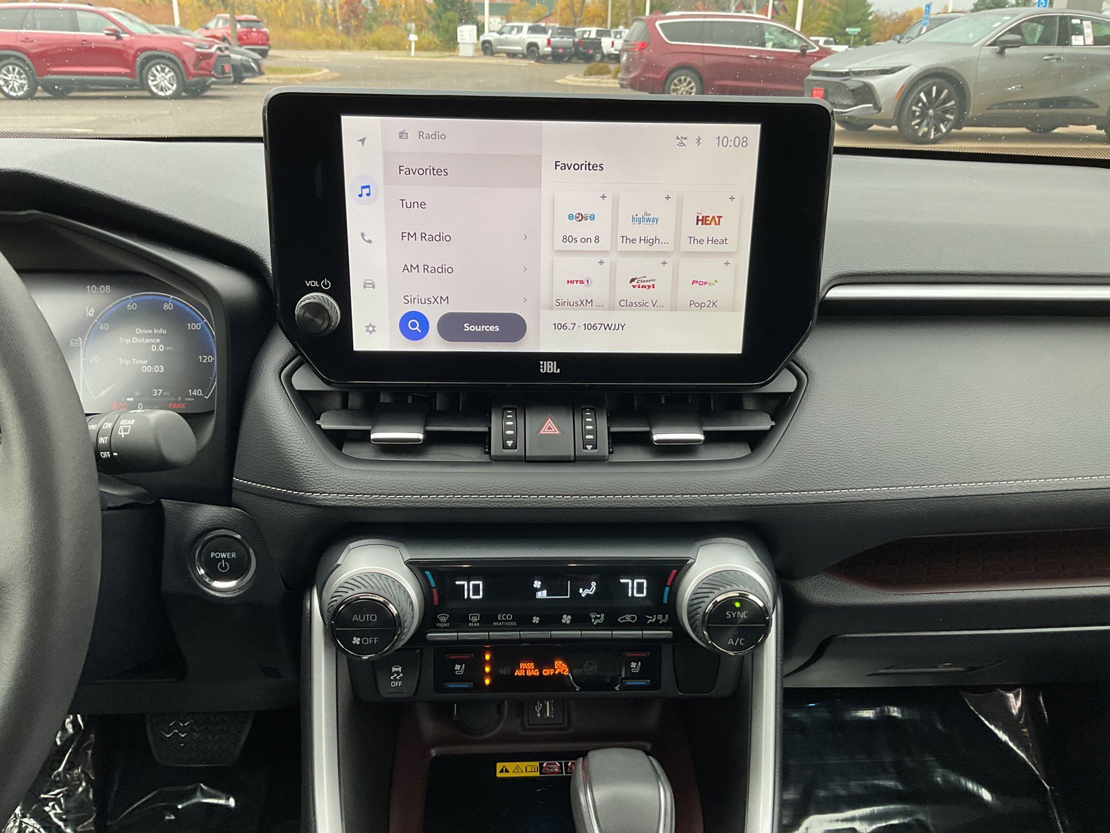 Used 2023 Toyota RAV4 Limited image 20