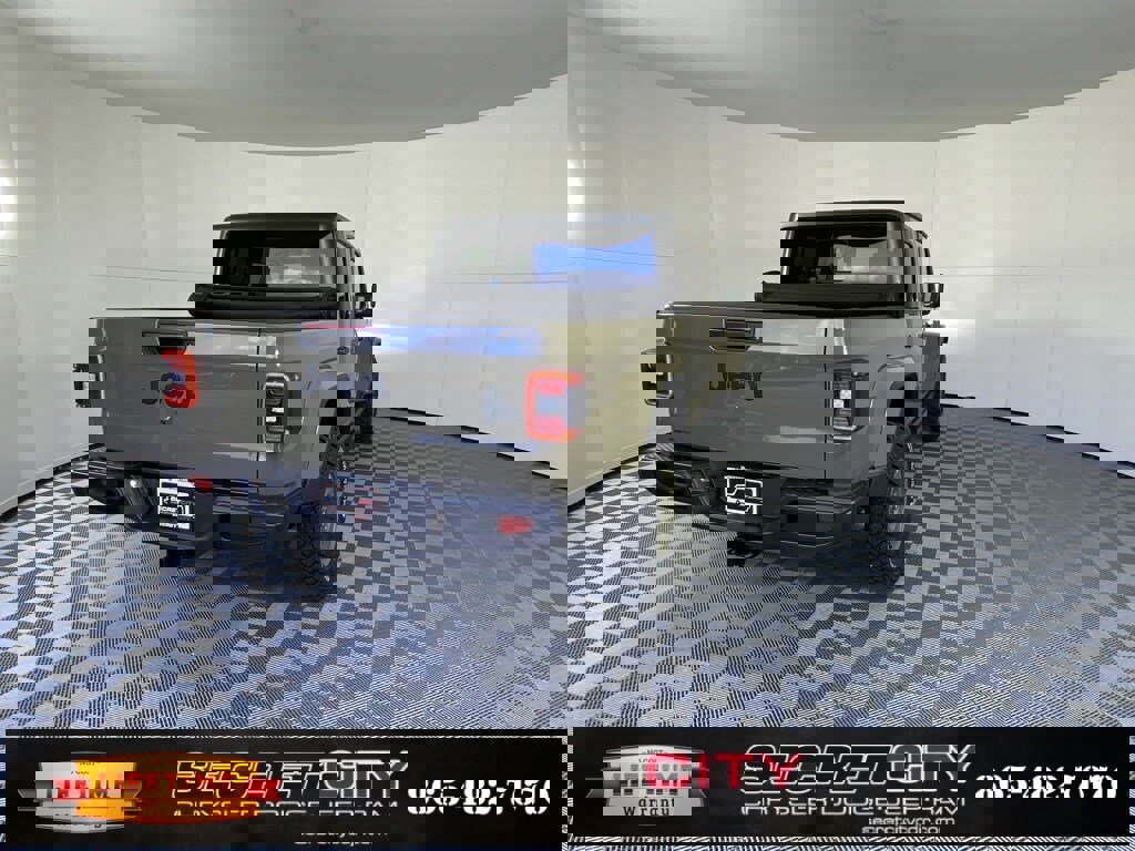 New 2026 Jeep Gladiator Sport image 7