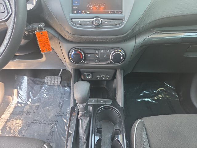 Used 2021 Chevrolet TrailBlazer LS FWD image 11