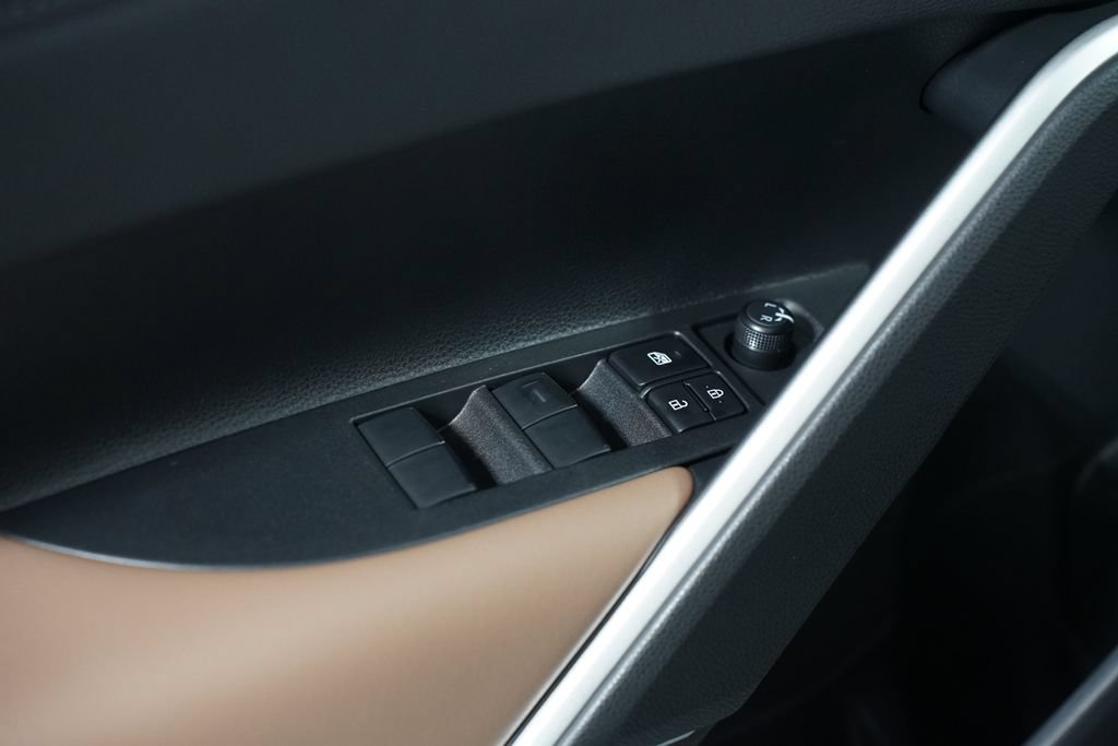 New 2026 Toyota Corolla Cross XLE w/ Convenience Package FWD image 30