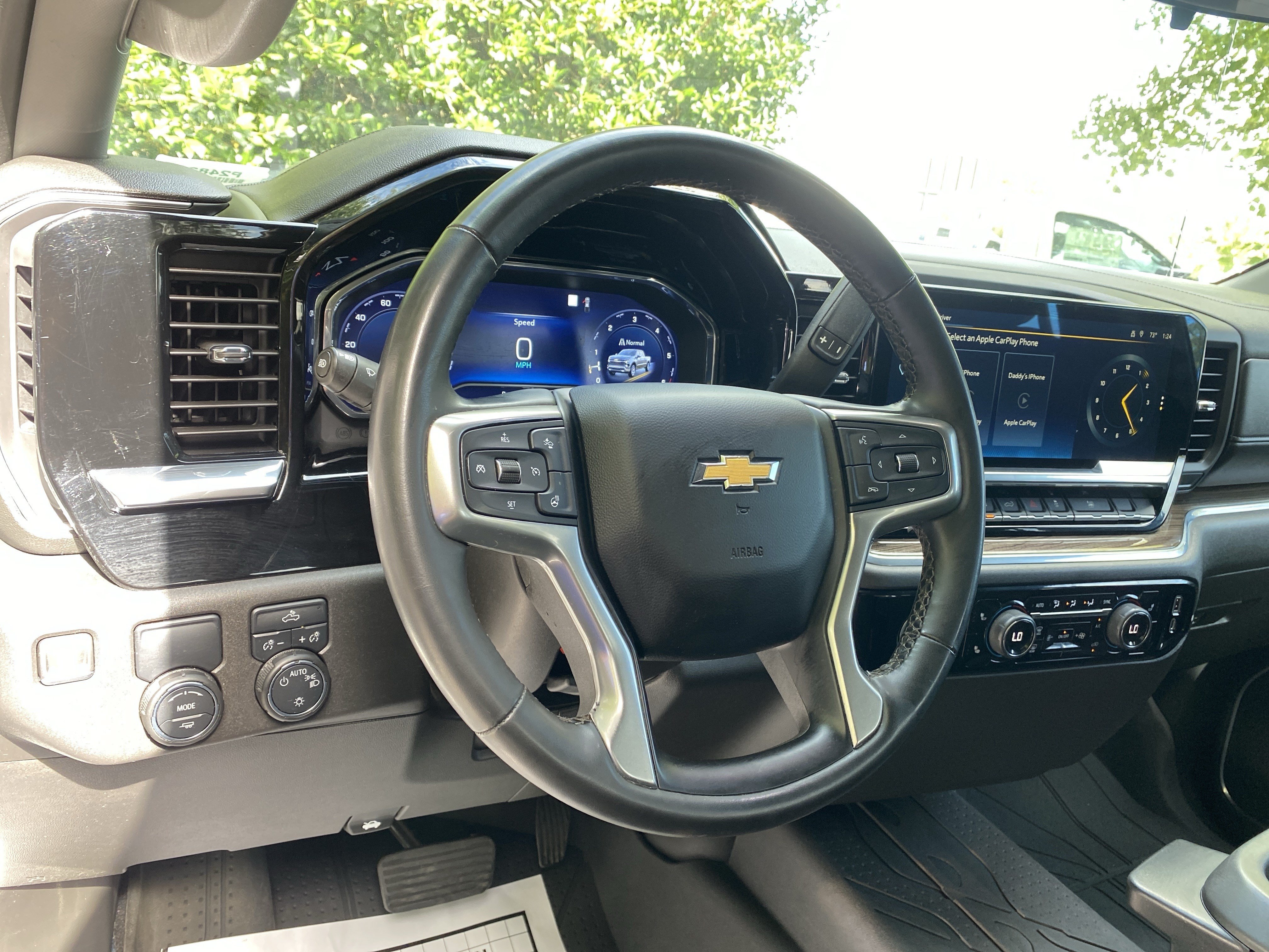 Used 2023 Chevrolet Silverado 1500 LT RWD image 17