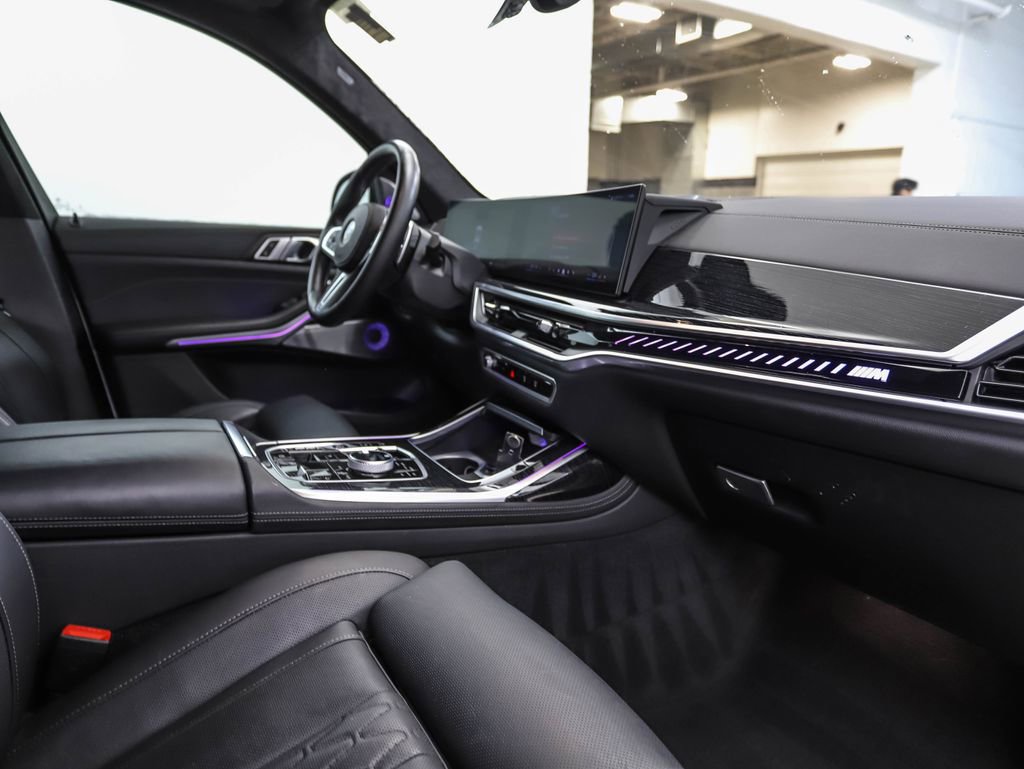 Certified 2024 BMW X7 M60i w/ Executive Package image 30