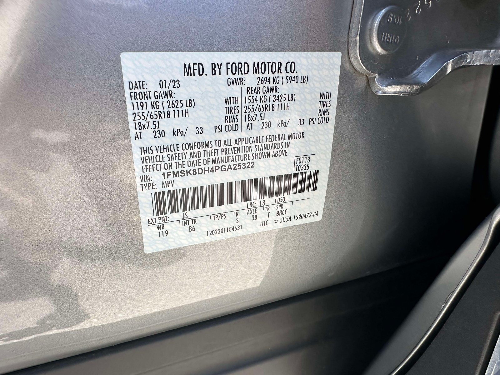 Used 2023 Ford Explorer XLT AWD/4WD image 30