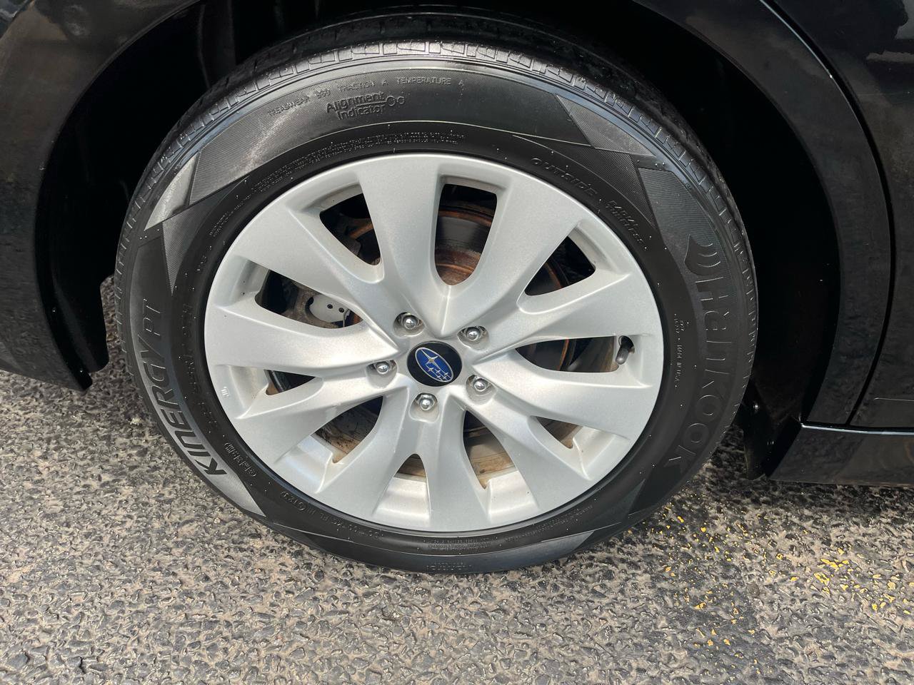 Used 2017 Subaru Legacy 2.5i w/ Alloy Wheel Package AWD/4WD image 13