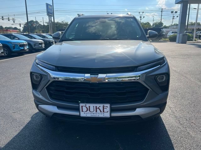 Used 2026 Chevrolet TrailBlazer LT w/ LT Cold Weather Package FWD image 14