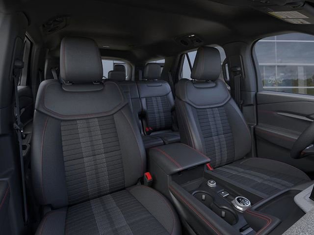 New 2025 Ford Explorer ST-Line w/ ST-Line Street Pack AWD/4WD image 10