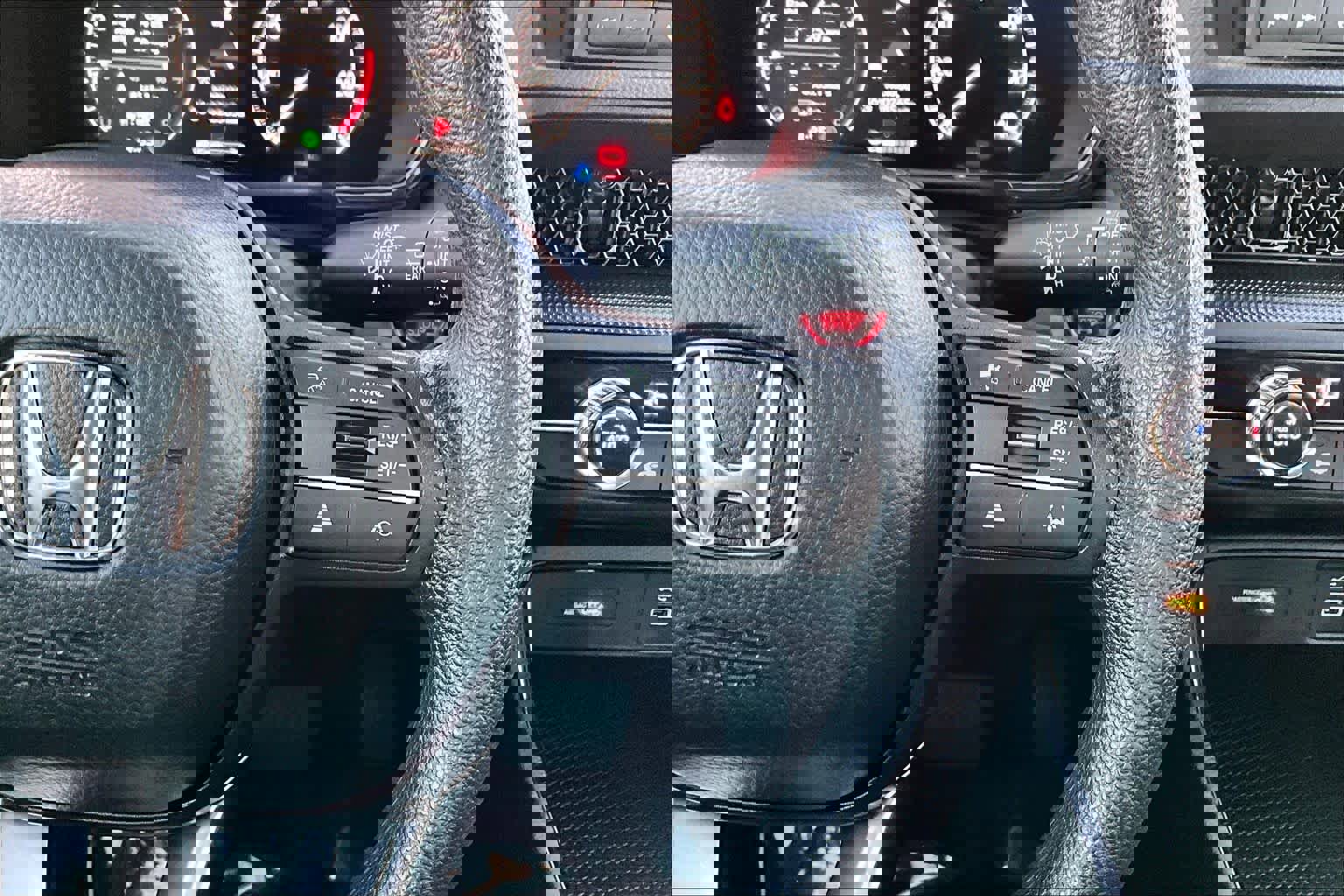 Used 2023 Honda CR-V LX image 23