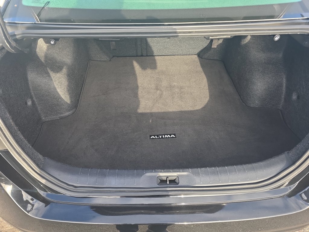 Used 2025 Nissan Altima 2.5 SV FWD image 20