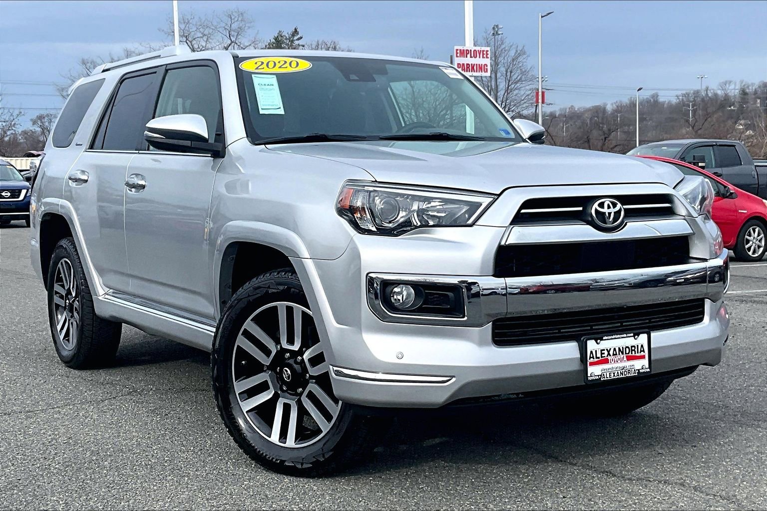 Used 2020 Toyota 4Runner Limited image 2