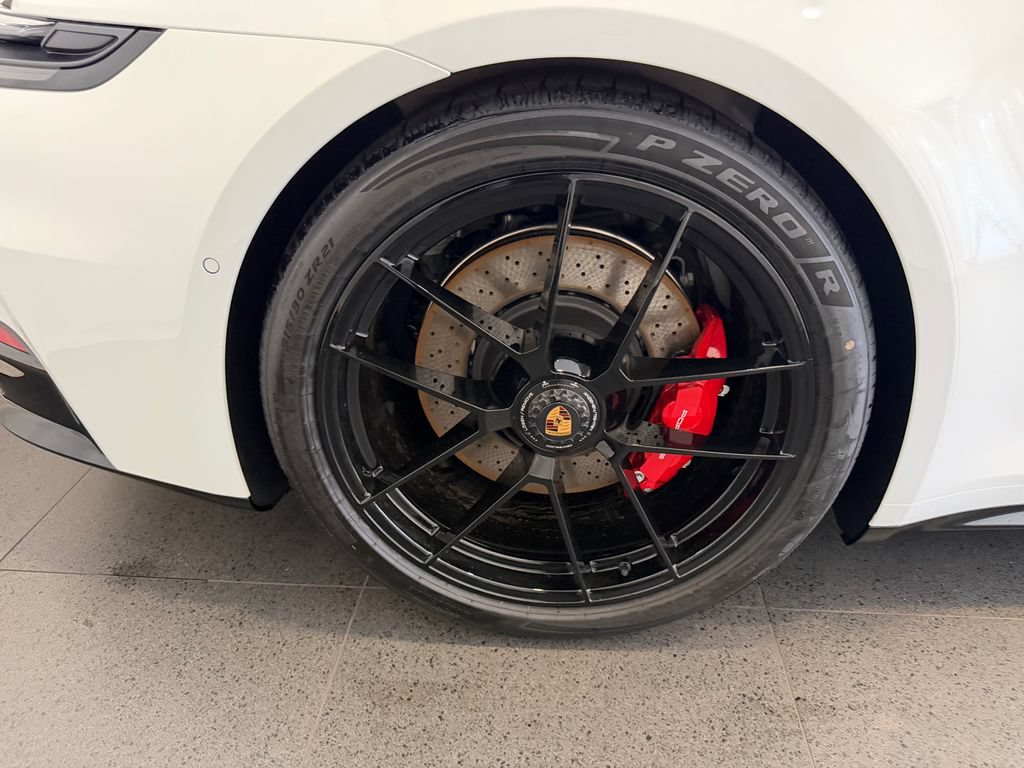 New 2026 Porsche 911 Carrera 4 GTS AWD/4WD image 12
