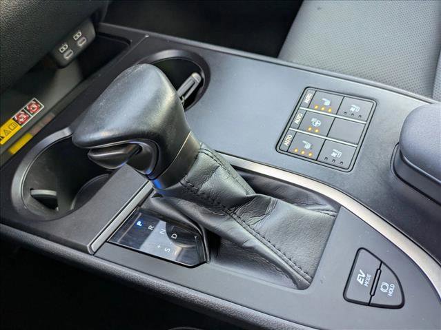 Used 2024 Lexus UX 250h F Sport AWD/4WD image 11