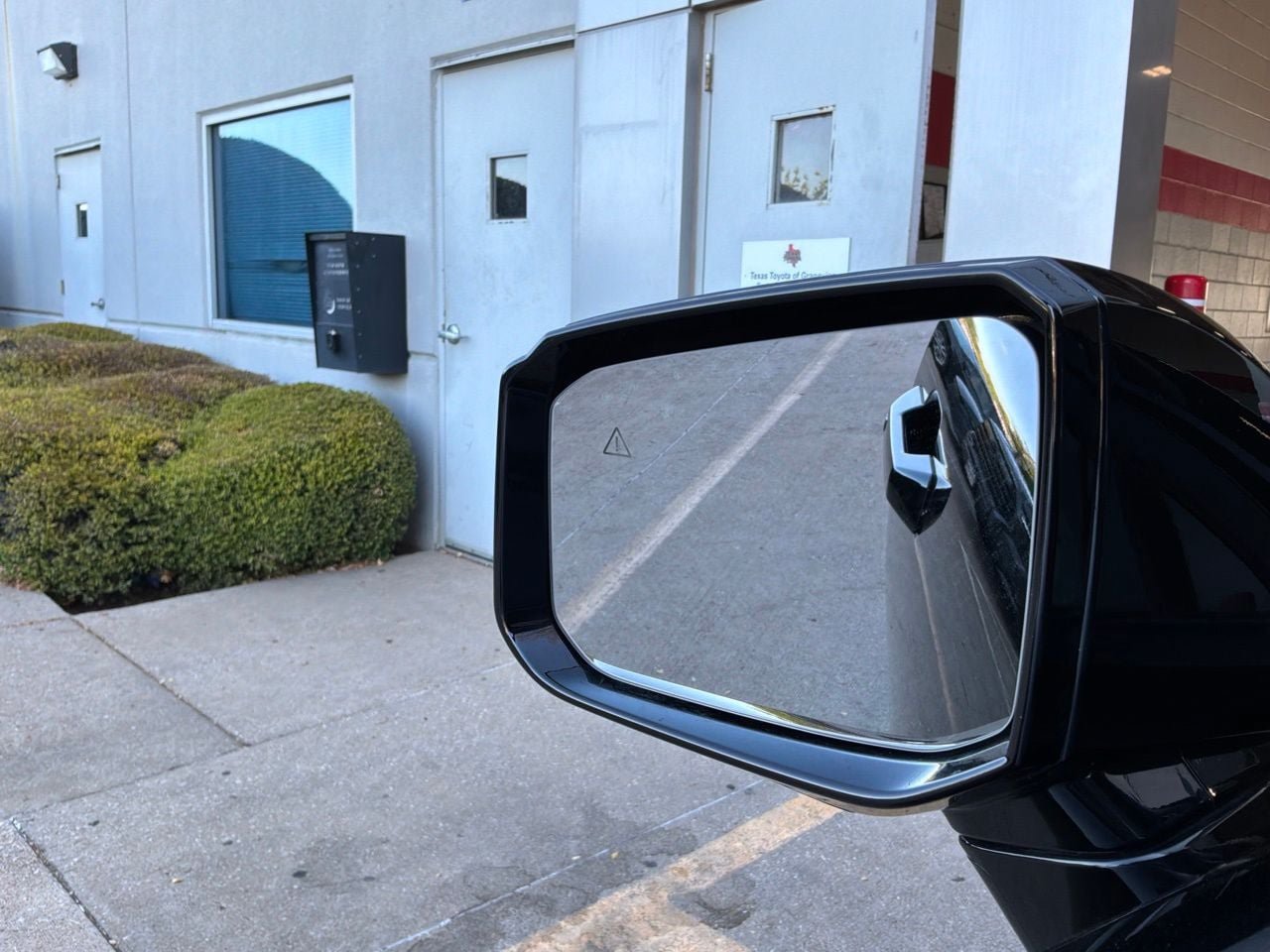 Used 2026 Hyundai Palisade SEL FWD image 25