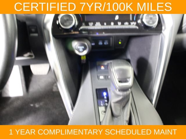 Used 2024 Toyota Venza LE AWD/4WD image 26