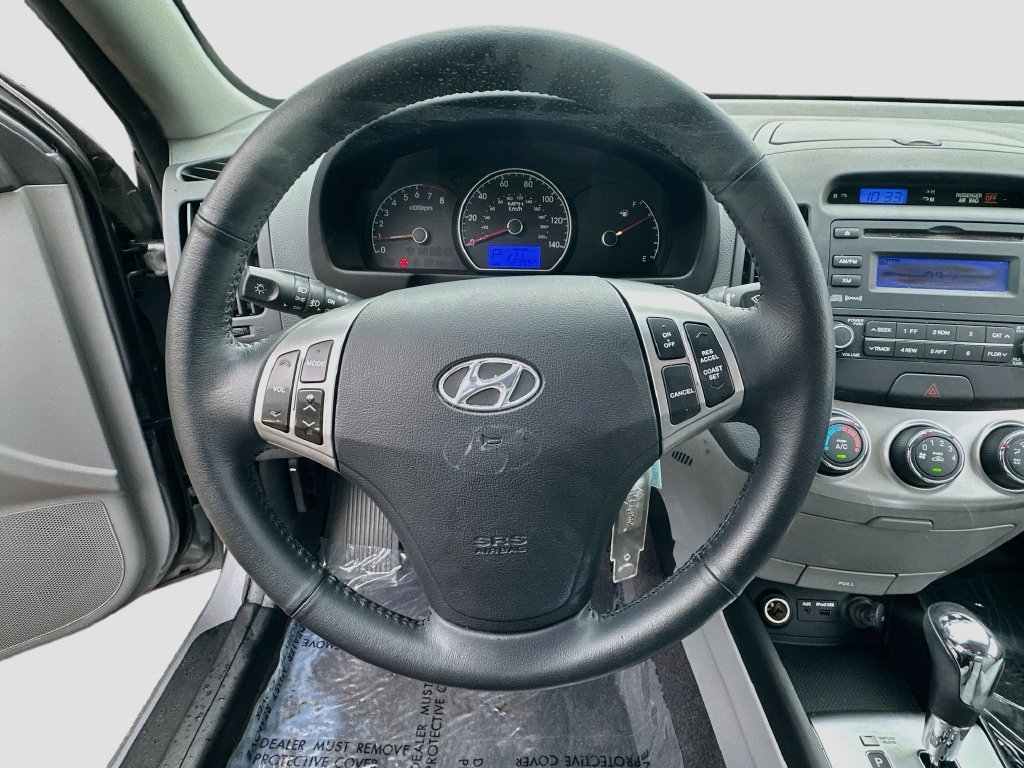 Used 2010 Hyundai Elantra SE FWD image 11