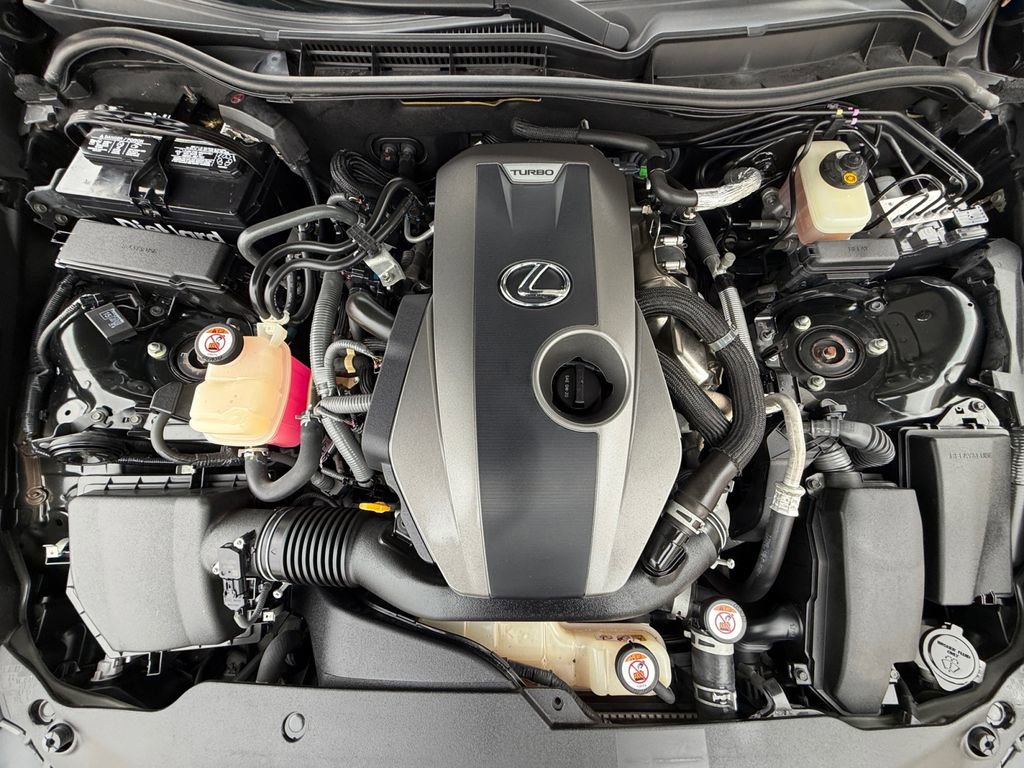 Used 2018 Lexus IS 300 w/ Accessory Package 2 image 9