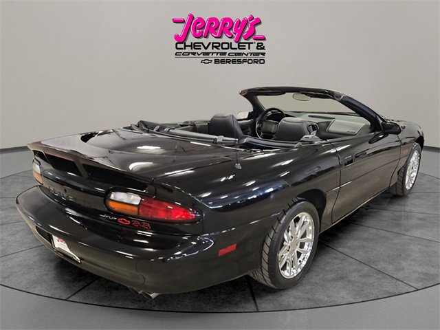 Used 2002 Chevrolet Camaro Z28 w/ SS Performance/Appearance Pkg image 19