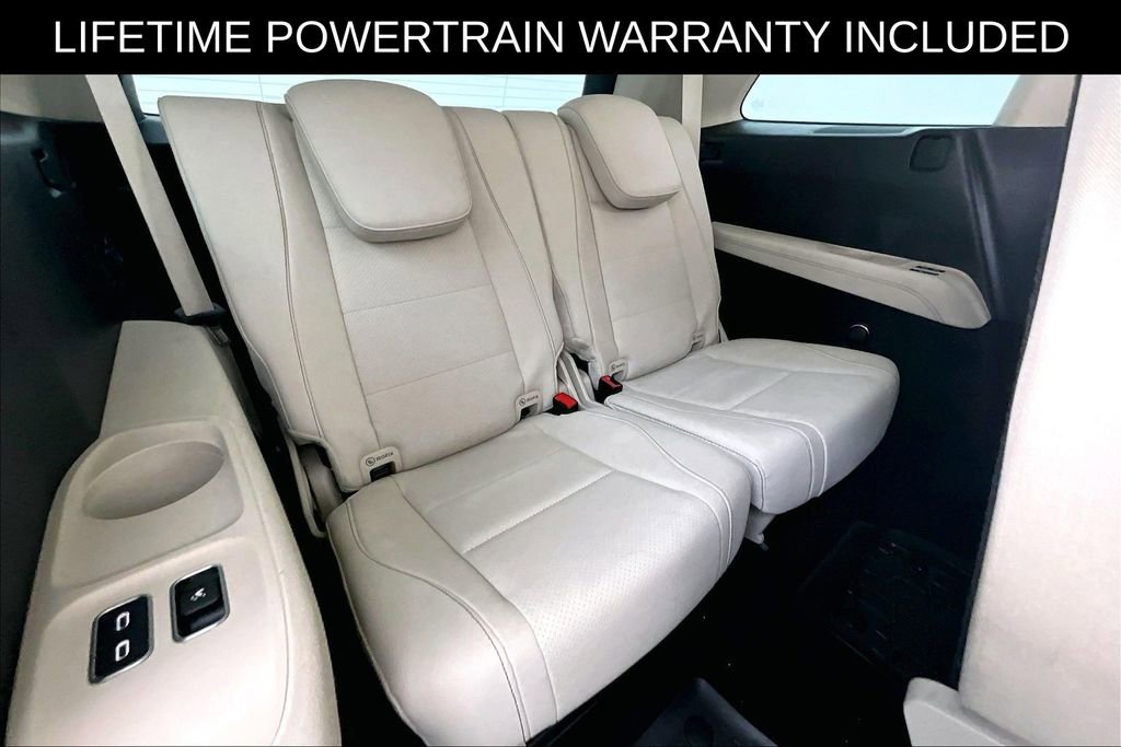 Used 2025 Mercedes-Benz GLS 450 4MATIC image 37