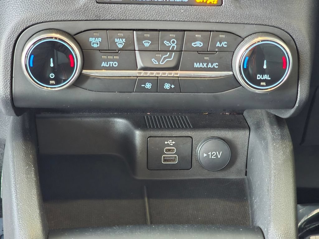 Used 2025 Ford Escape ST-Line AWD/4WD image 27