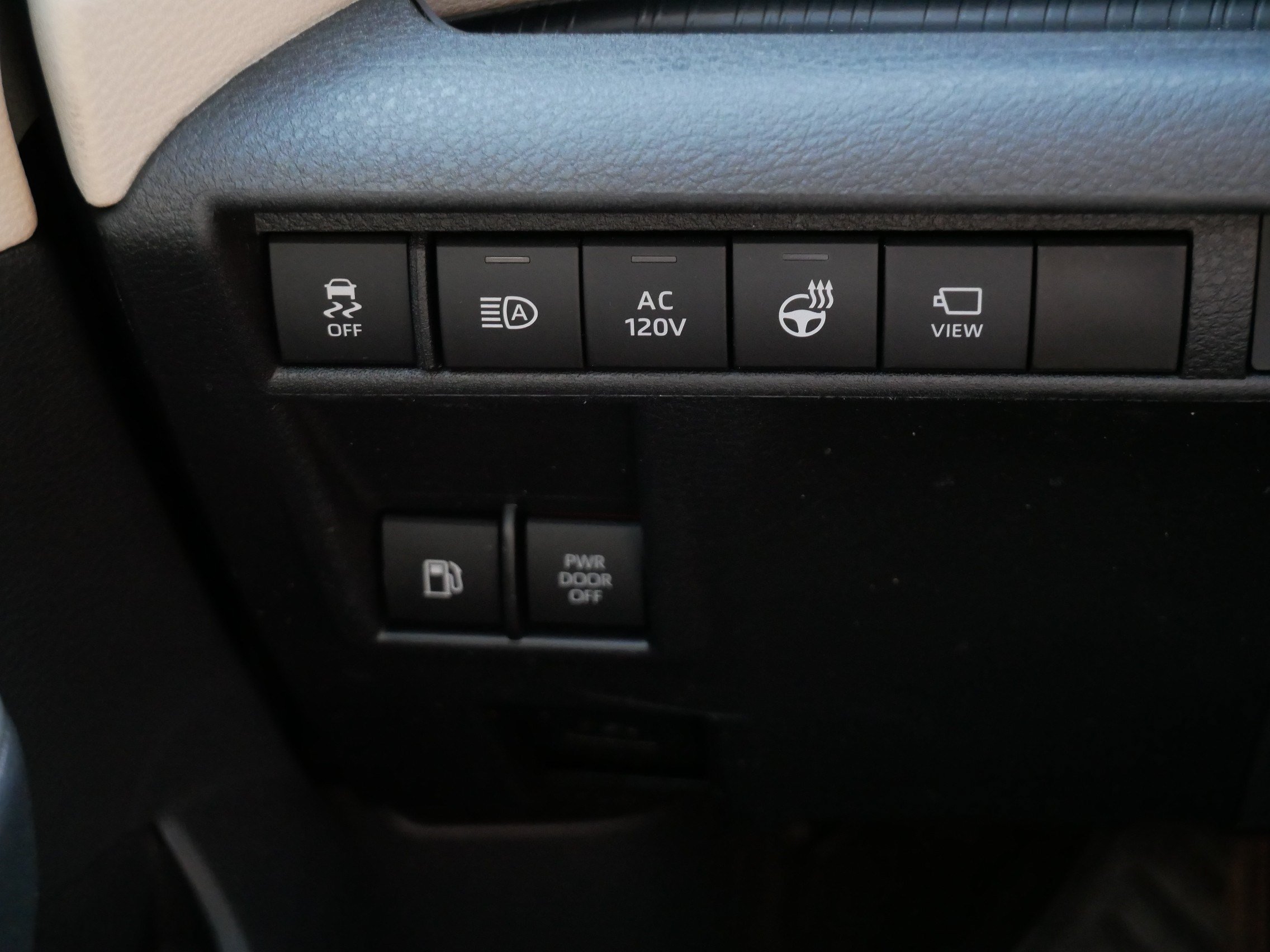 Certified 2021 Toyota Sienna Platinum FWD image 23
