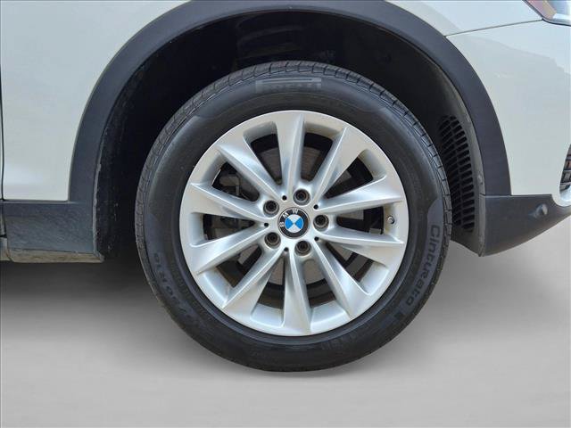 Used 2017 BMW X3 sDrive28i RWD image 22