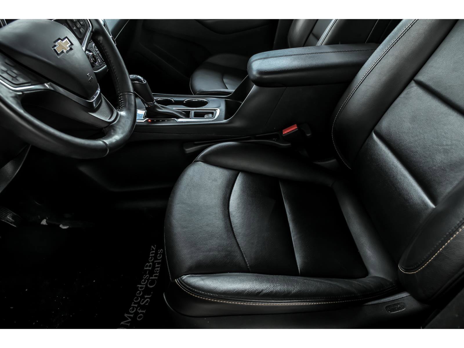 Used 2019 Chevrolet Equinox Premier image 11