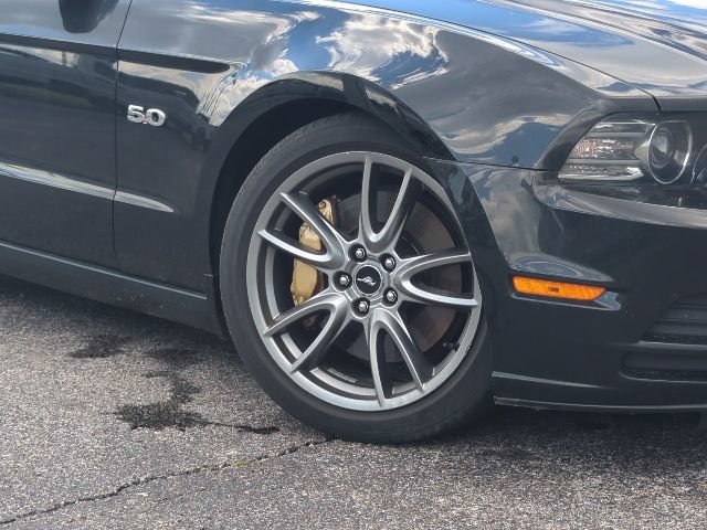 Used 2014 Ford Mustang GT Premium w/ GT Track Package RWD image 2
