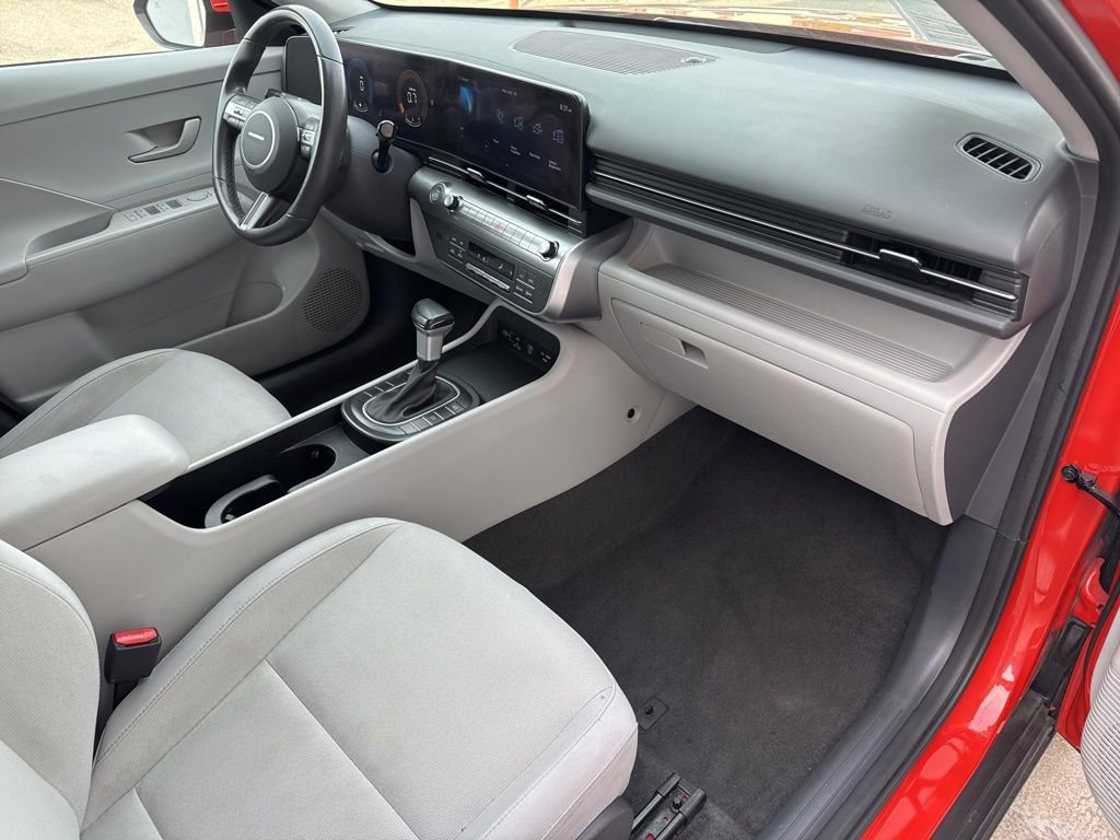 Used 2024 Hyundai Kona SEL FWD image 21