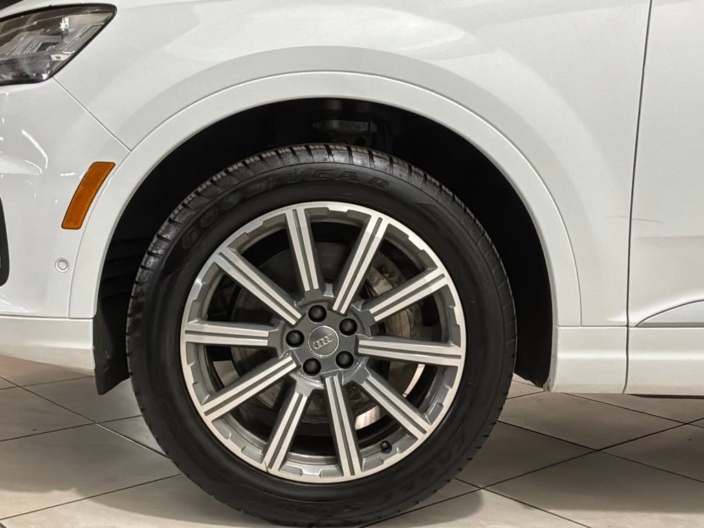 Used 2019 Audi Q7 3.0T Premium Plus w/ Premium Plus Package image 16