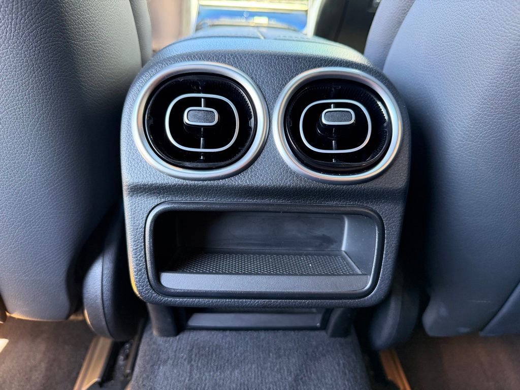 Used 2023 Mercedes-Benz C 300 Sedan image 27