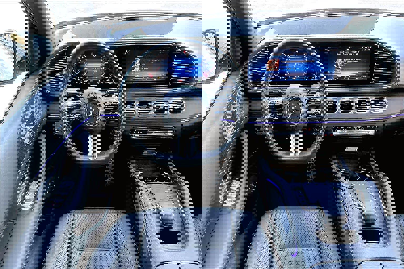 Used 2025 Mercedes-Benz GLE 450 4MATIC Coupe image 5