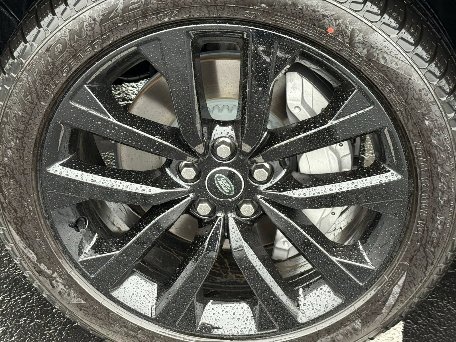 New 2026 Land Rover Discovery S AWD/4WD image 12
