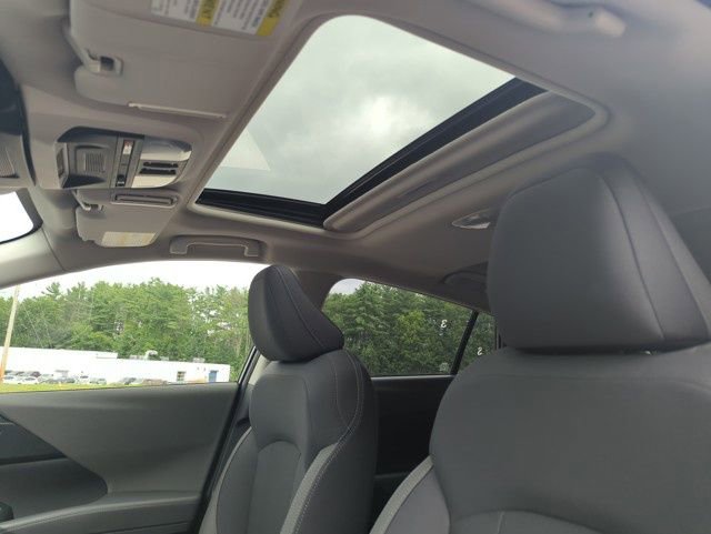 Used 2025 Subaru Crosstrek 2.0i Premium image 27