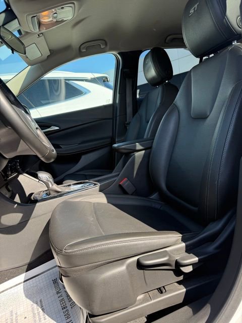 Certified 2024 Buick Encore GX Sport Touring image 12