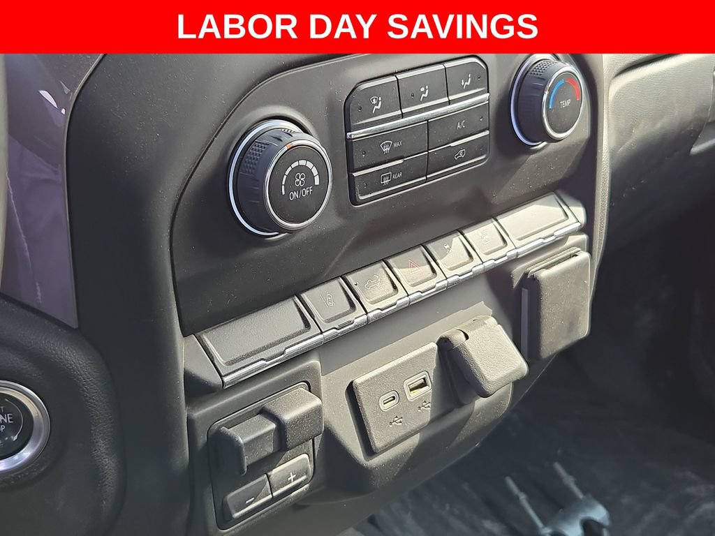 Used 2024 Chevrolet Silverado 2500 Custom w/ Custom Convenience Package AWD/4WD image 18