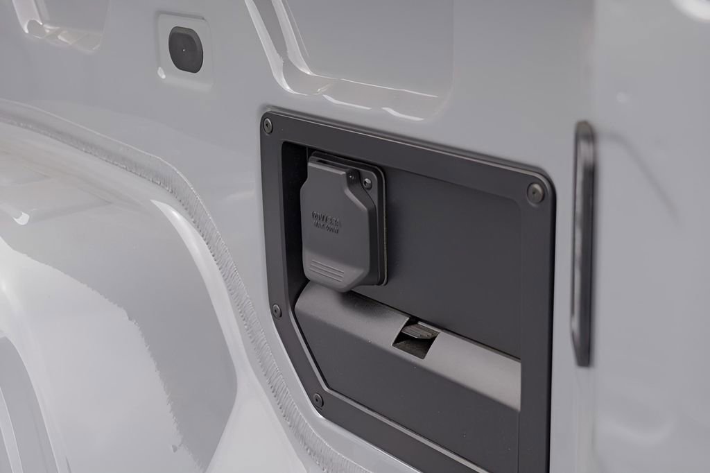 New 2026 GMC Sierra EV Elevation image 30