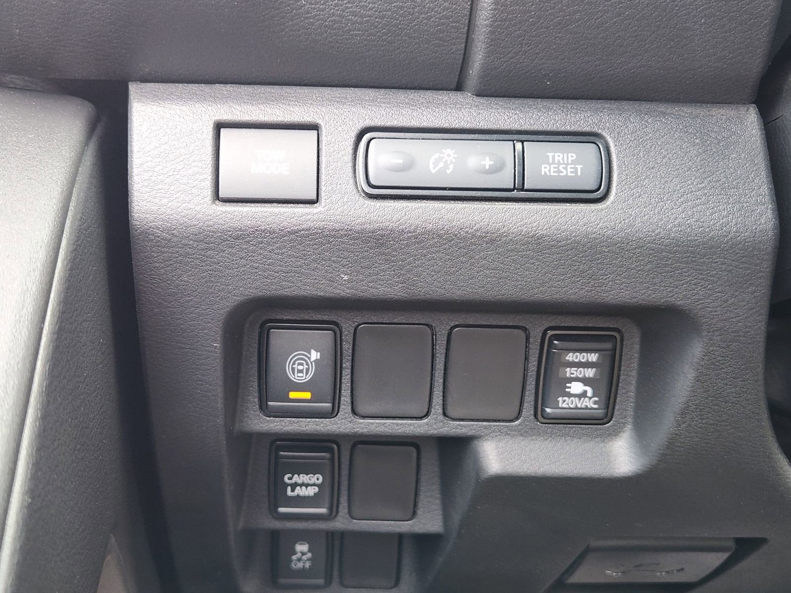 Used 2025 Nissan Frontier SV w/ SV Convenience Package image 24