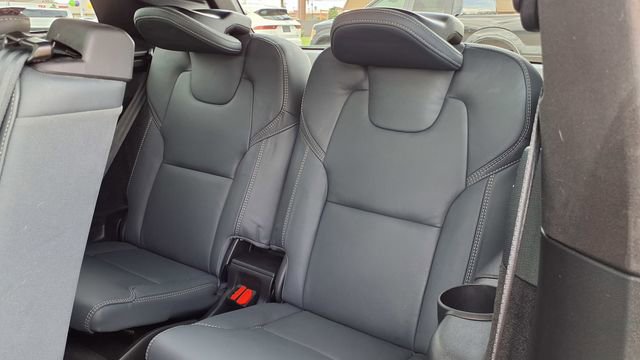 Used 2023 Volvo XC90 B6 Ultimate w/ Lounge Package image 20