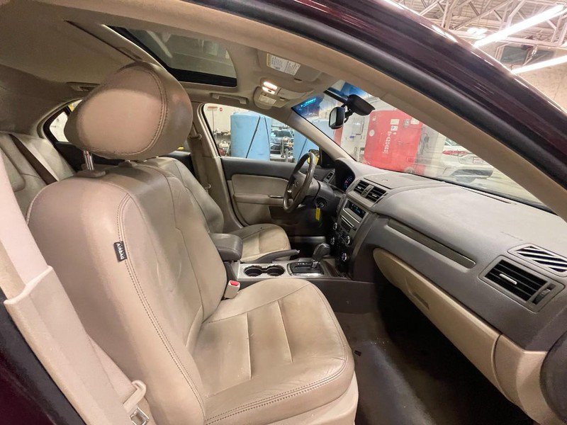 Used 2011 Ford Fusion SEL w/ 302A Rapid Spec Order Code FWD image 7