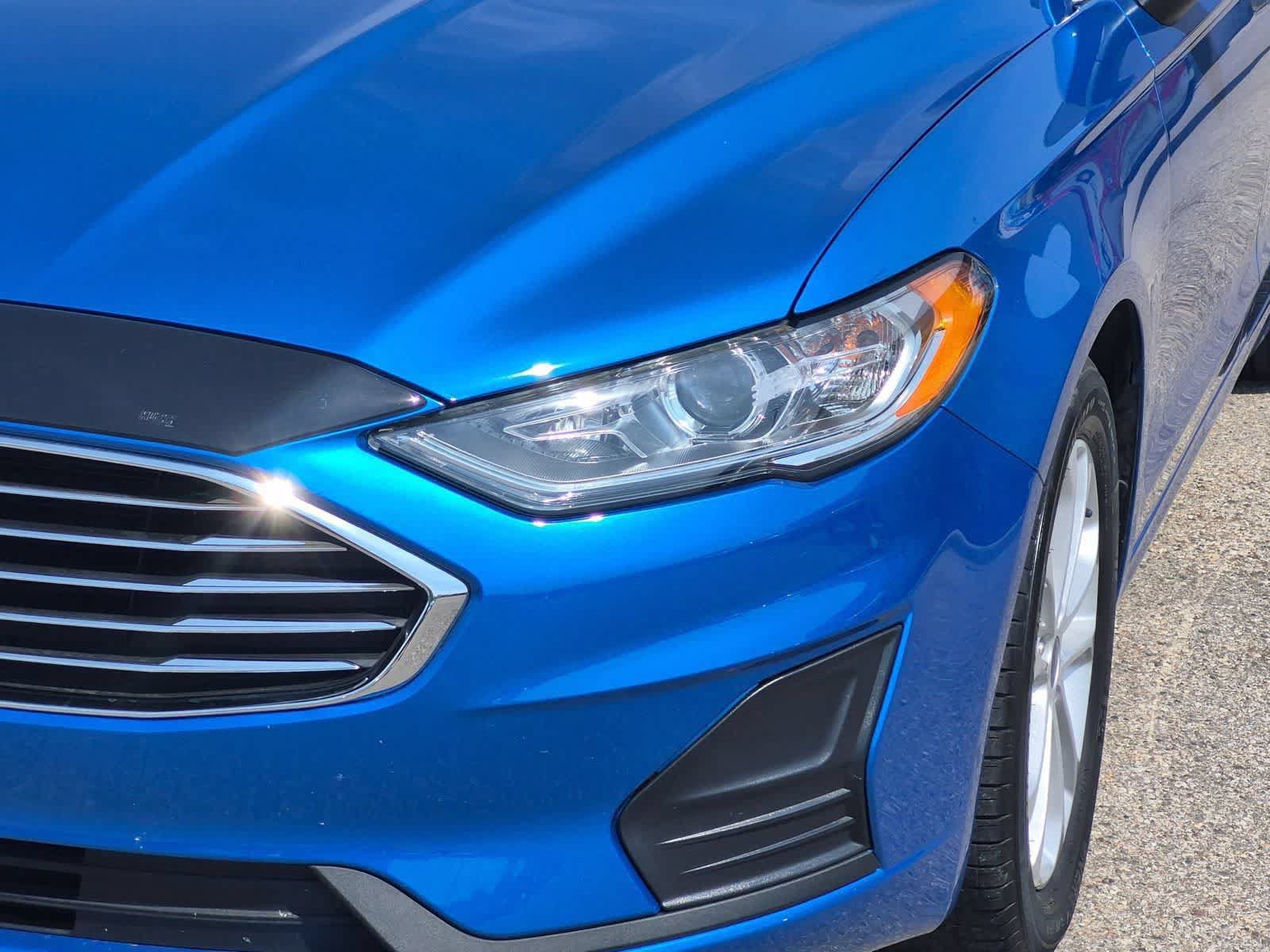Used 2020 Ford Fusion SE FWD image 11