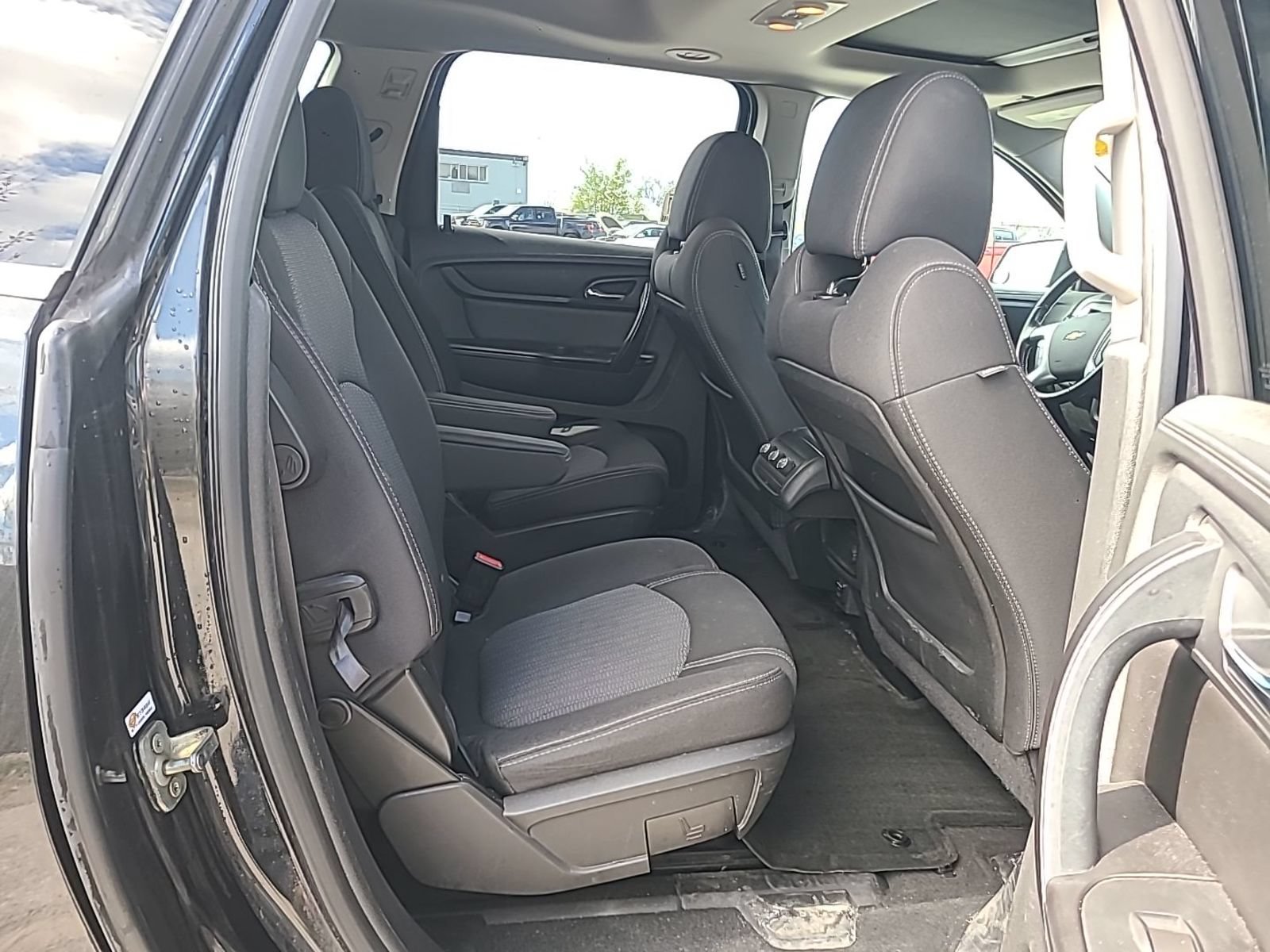 Used 2015 Chevrolet Traverse LT AWD/4WD image 9
