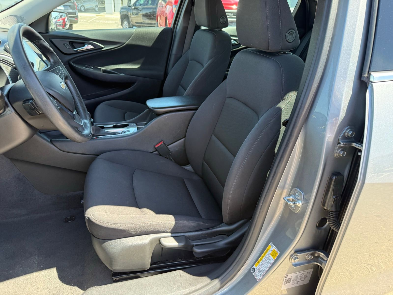 Used 2024 Chevrolet Malibu LS image 29