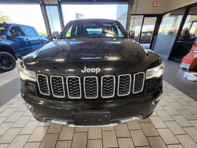 Used 2022 Jeep Grand Cherokee Limited w/ Tech Group AWD/4WD image 2