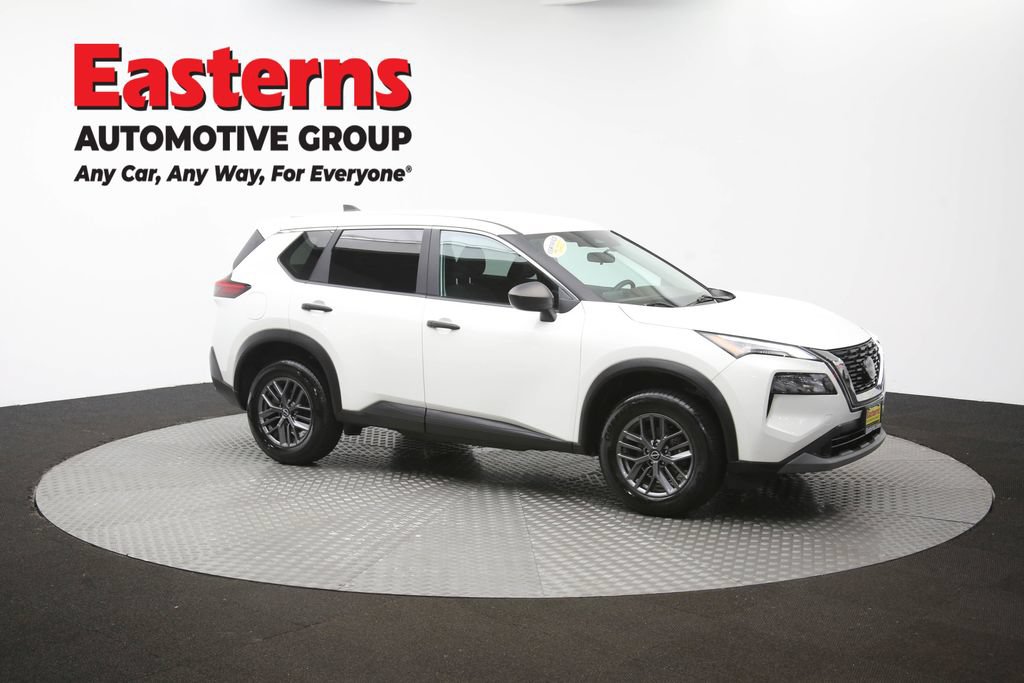 Used 2023 Nissan Rogue S AWD/4WD image 49