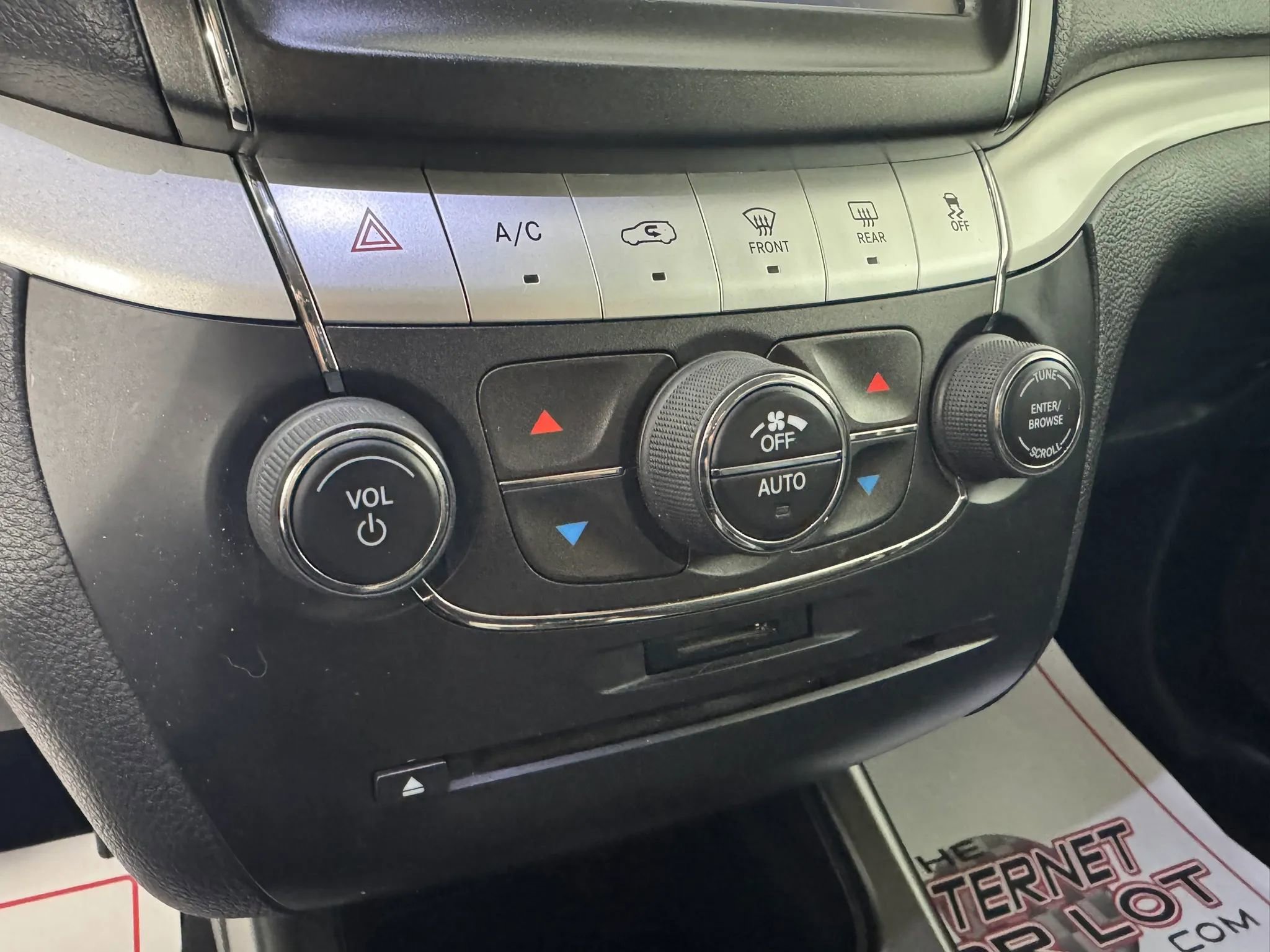 Used 2013 Dodge Journey SXT w/ Flexible Seating Group AWD/4WD image 20