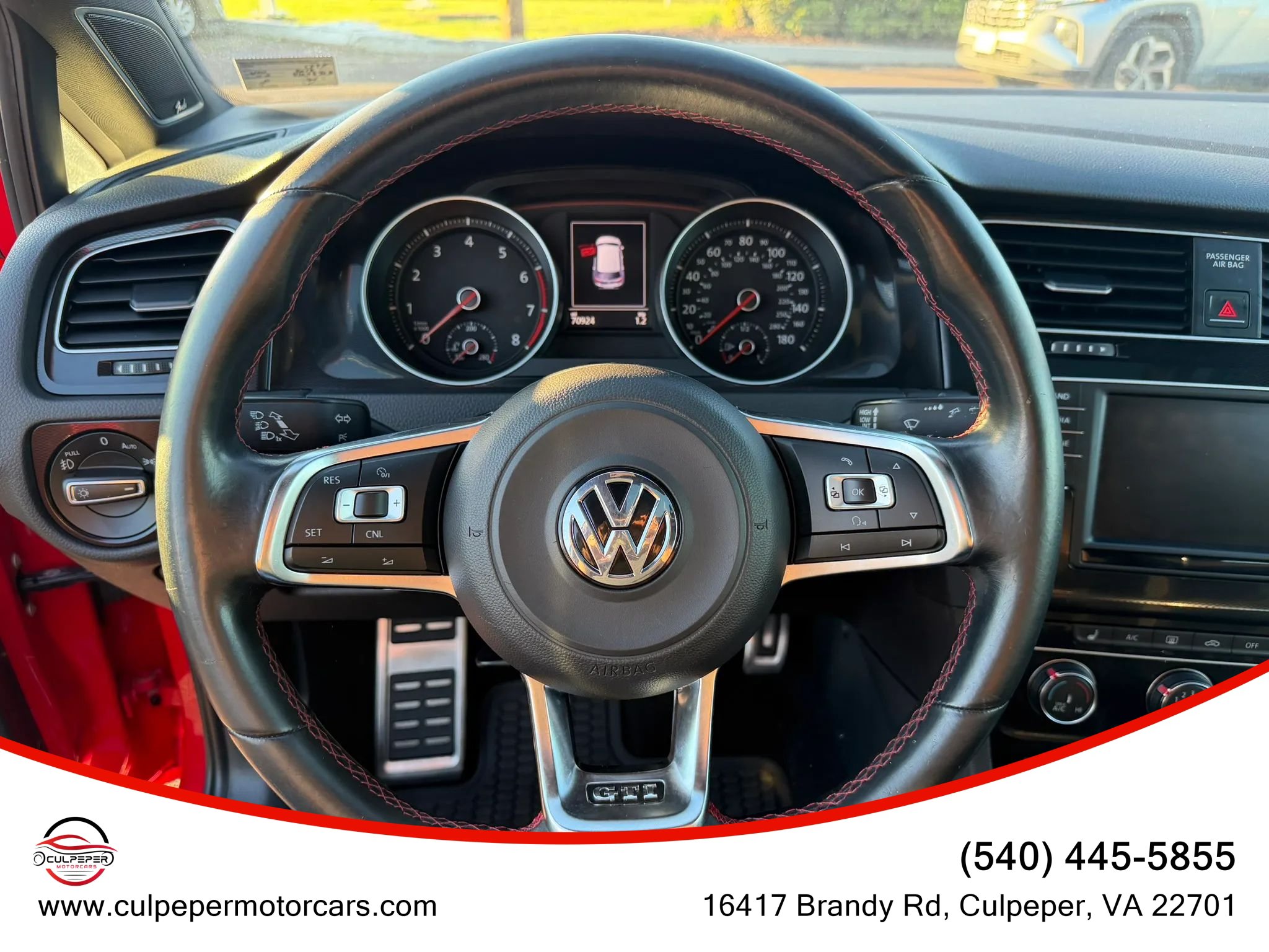 Used 2016 Volkswagen GTI SE w/ Lighting Package (SEL) FWD image 19