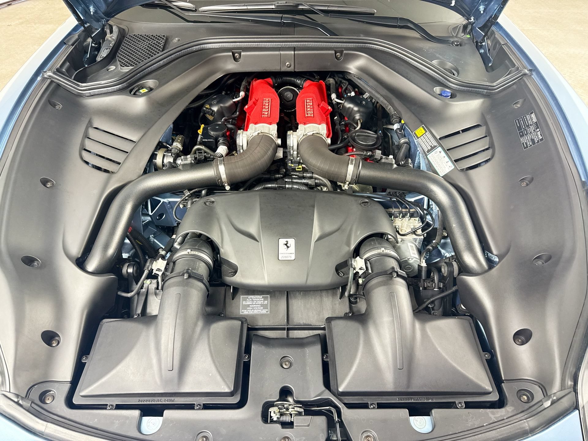 Certified 2017 Ferrari California T RWD image 20
