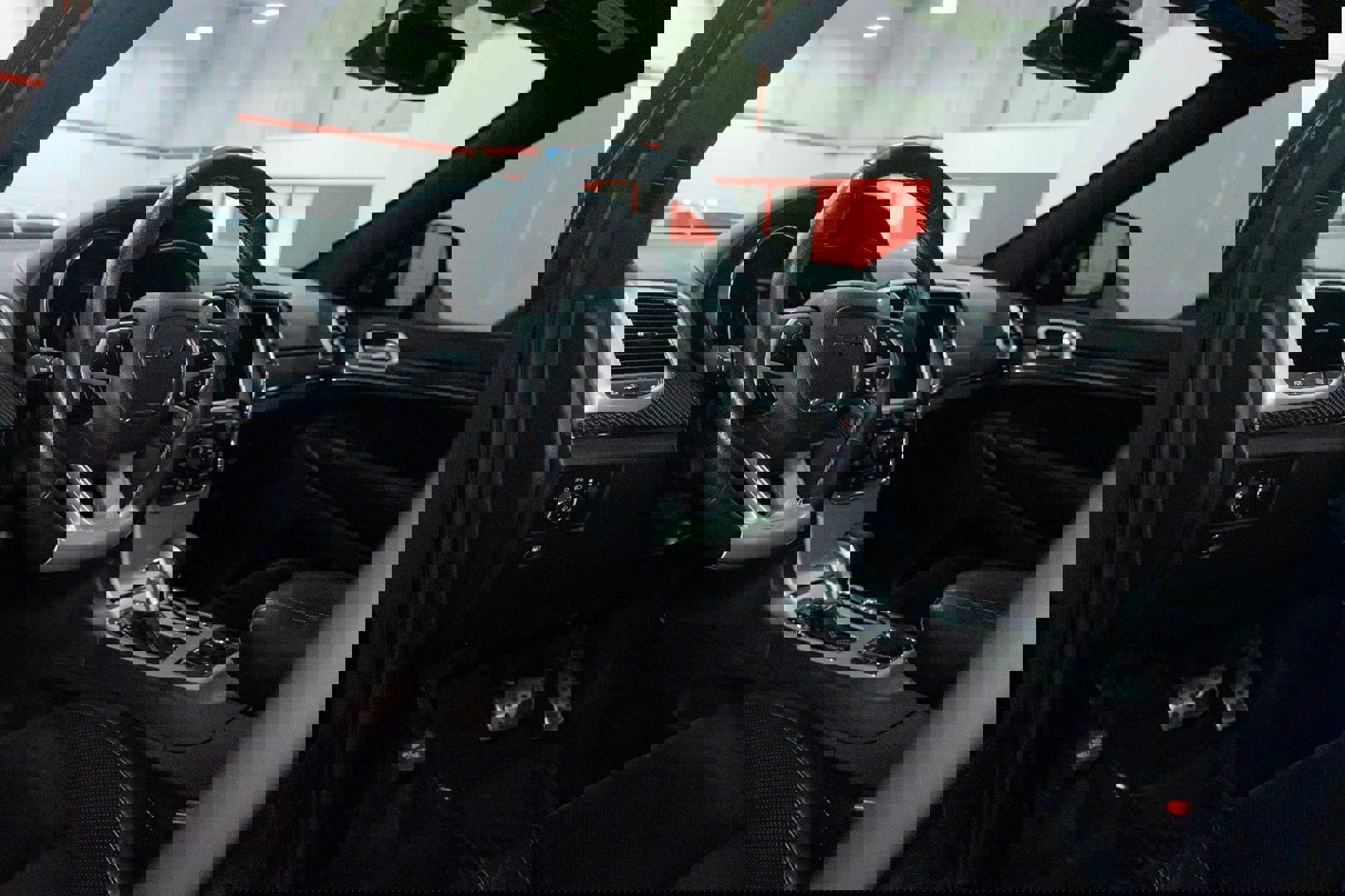 Used 2018 Jeep Grand Cherokee SRT w/ Trailer Tow Group IV image 17