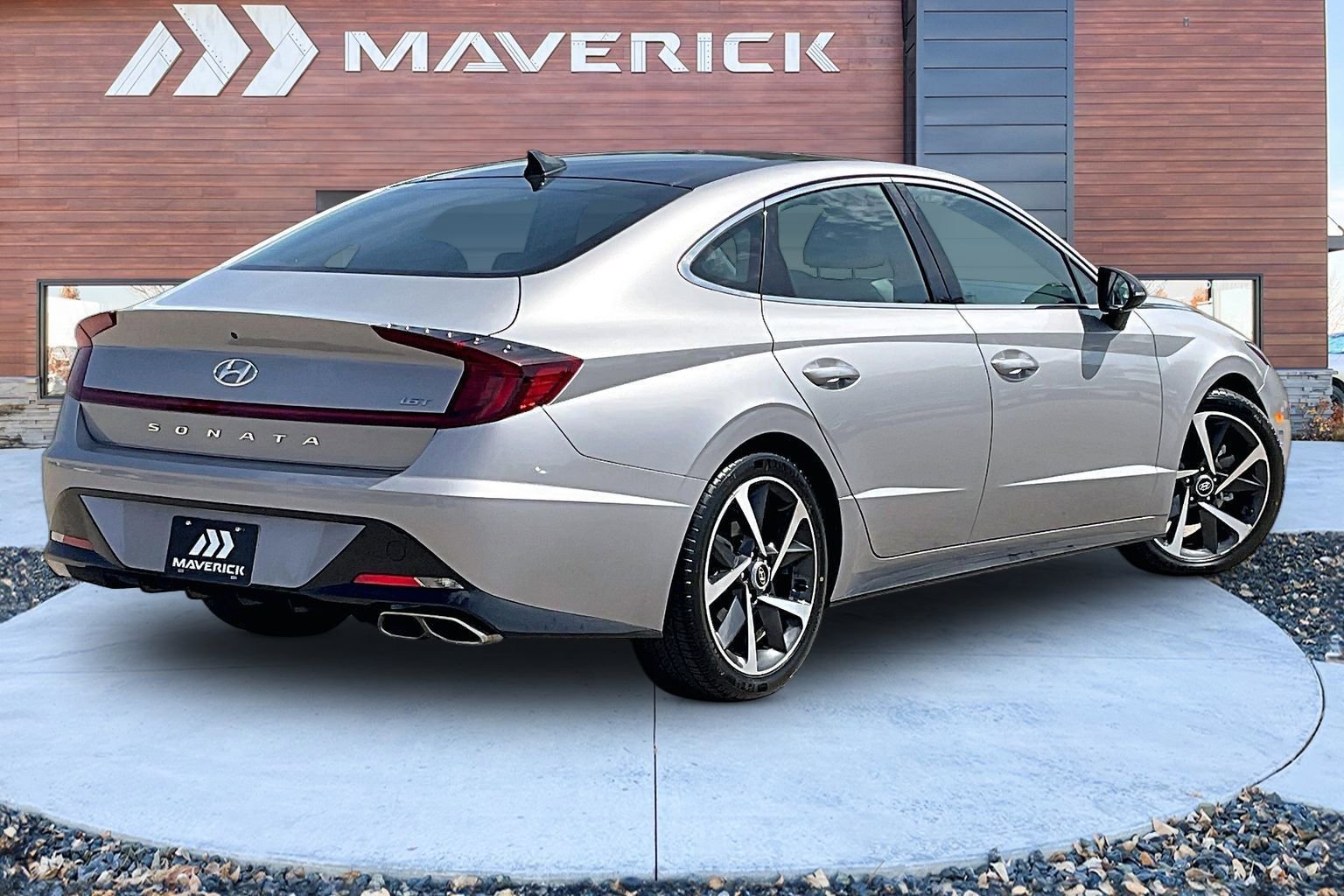 Used 2023 Hyundai Sonata SEL Plus FWD image 5